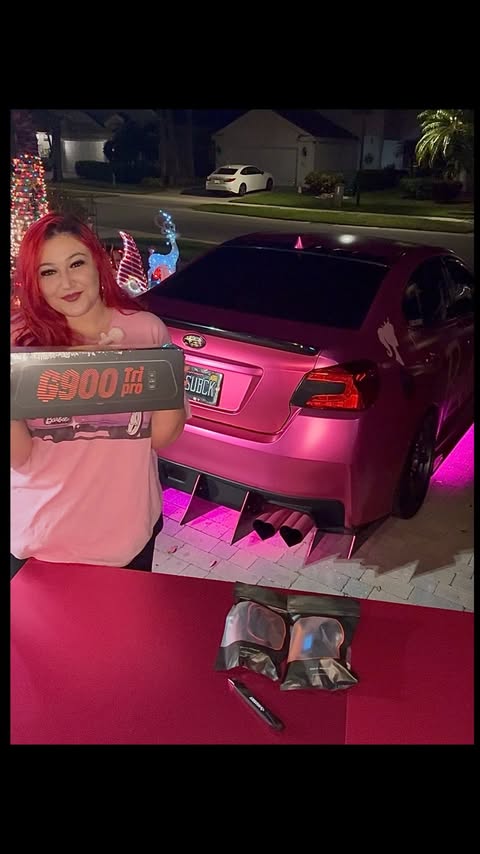 Instagram post by @lollstephh for WOLFBOX. Caption reads: [...] code: WBBESTGEAR • • • • • •#carporn....