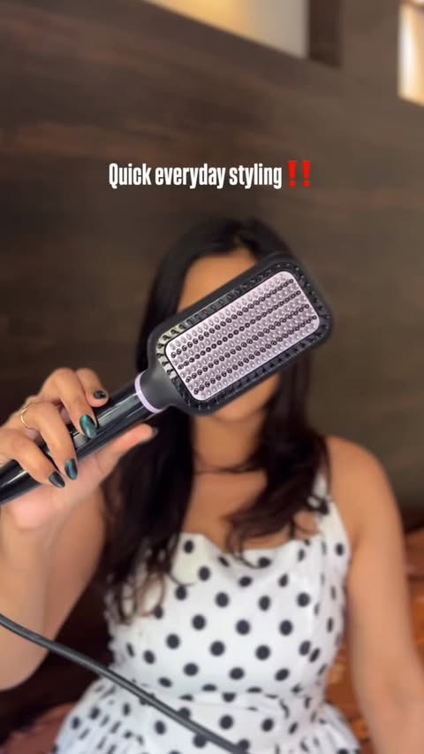 Instagram post by @aditi_forever_ for Philips. Caption reads: [...] minutes🤌 comment for the link 👀👇 @philips....