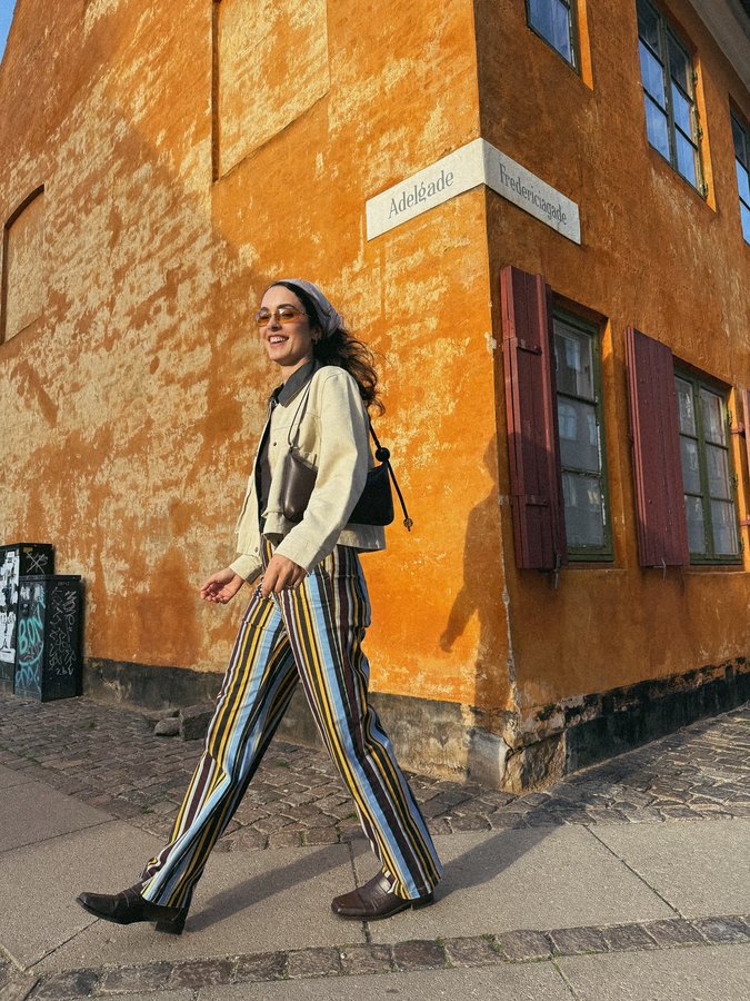 Instagram post by @beriloymak for Brandy Melville. Caption reads: 📍Copenhagen w 👭🏻

Reklam.