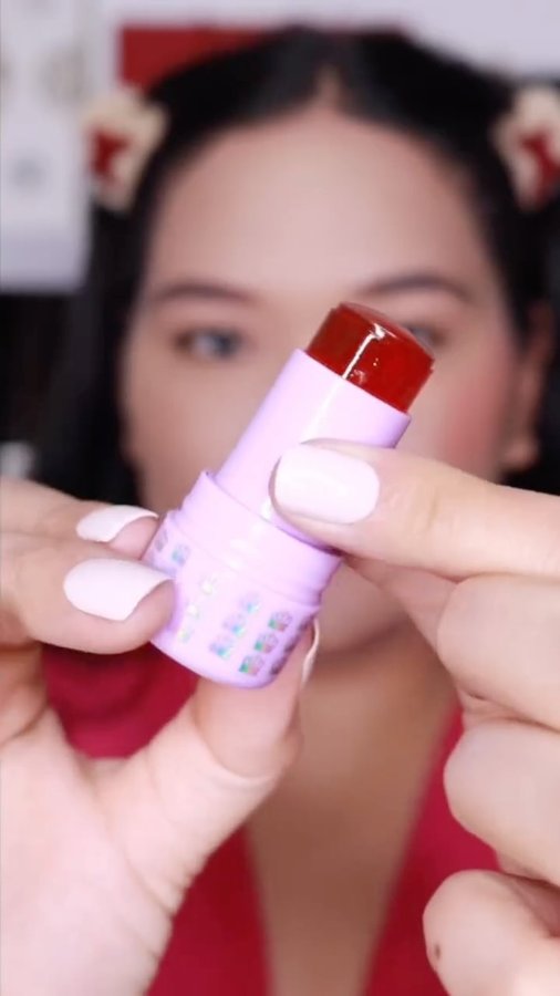 Instagram post by @alpha.sherpa for DERMAFIRM. Caption reads: [...] Glow Baby Super Lit....