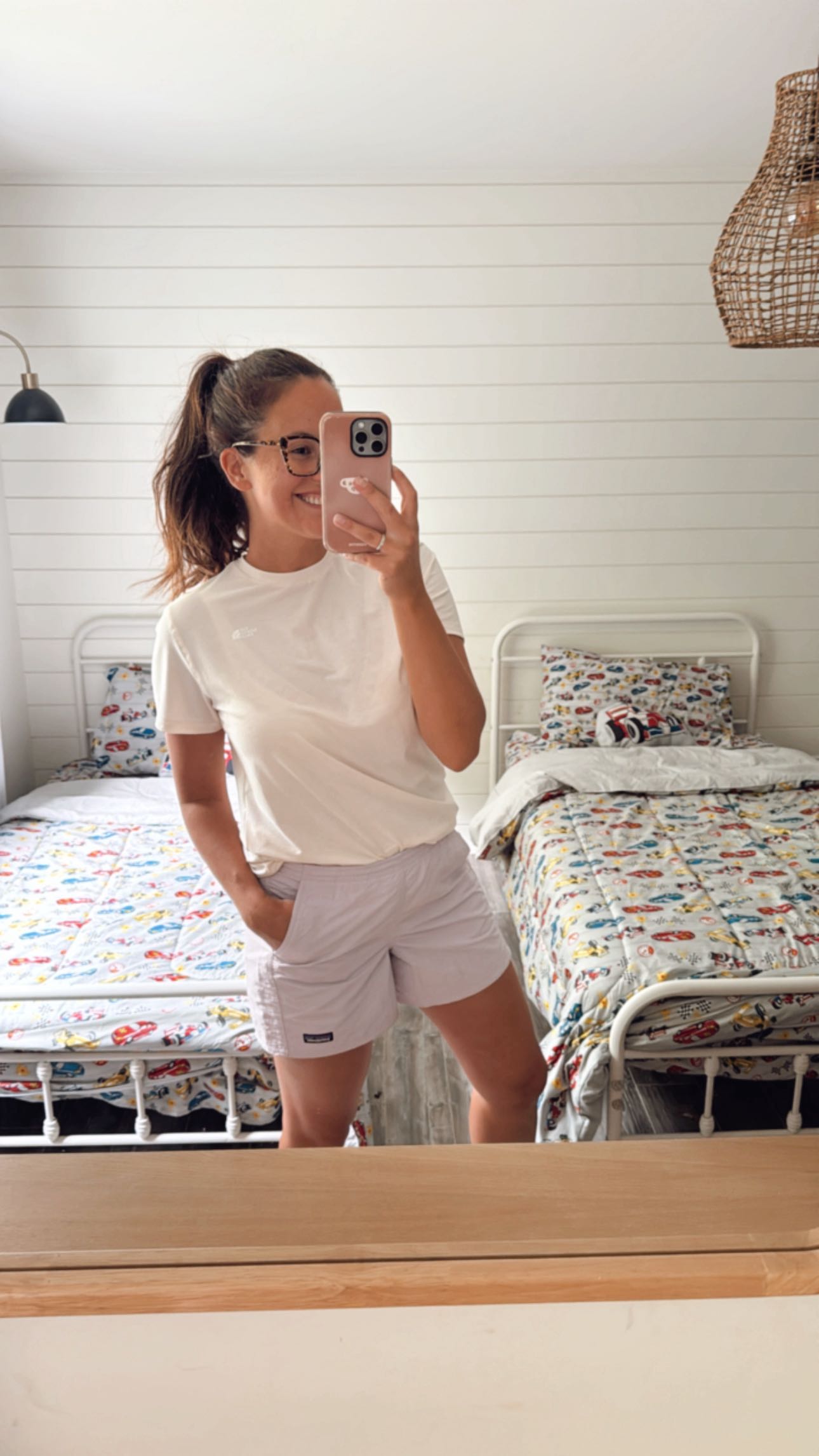 Instagram post by @kim_demers for Oven-Baked Tradition. Caption reads: Une journée de pluie à la maison ☔️: pendant que....