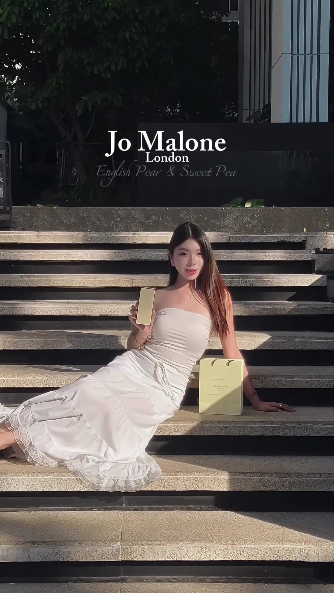 TikTok post by @florencecnsrr for Jo Malone London. Caption reads: [...] The new English Pear & Sweet Pea by Jo....