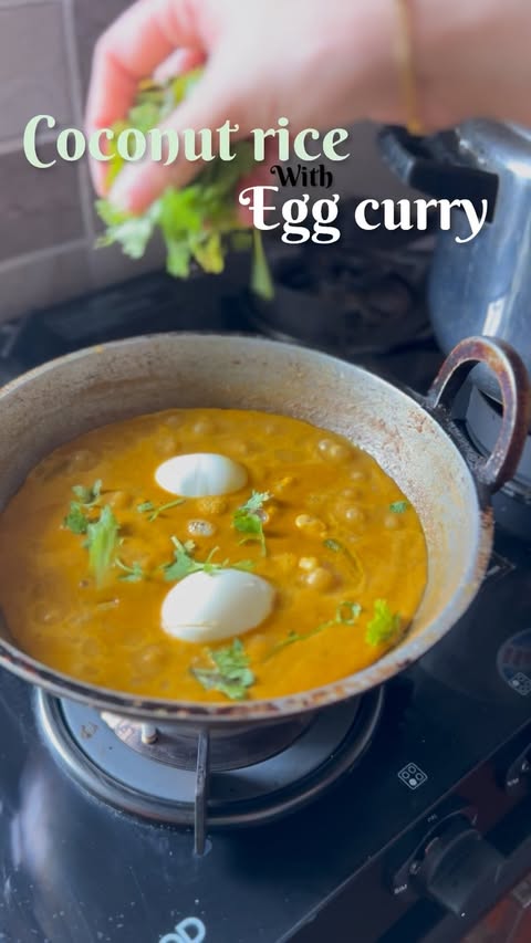 Instagram post by @abarna_vlogs for Country Delight. Caption reads: One of my favourite combos that my mom makes for....