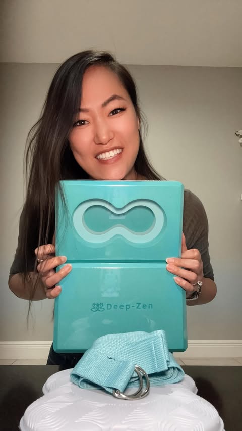 Instagram post by @sophiredup for Stack Influence. Caption reads: [...] I linked on my @shop.ltk ⬇ @stackinfluence....