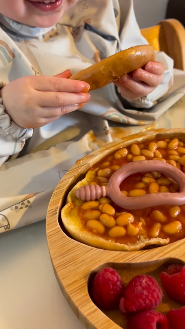 Instagram post by @_whativyeats_ for Bibado. Caption reads: @bibado’s Christmas Sale is now live! 
Grab....