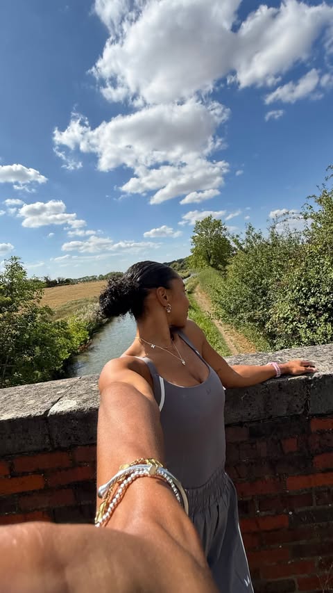 Instagram post by @mikscain for MP Activewear. Caption reads: [...] 🏃🏾‍♀️ Wearing this cutesy set from....