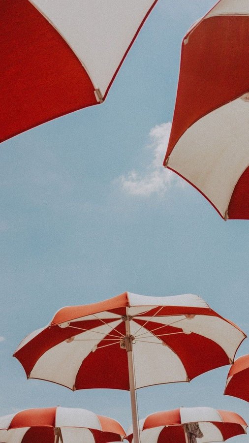 Instagram post by @empemb for superdown. Caption reads: my favorite two piece sets from @revolve 🫶🏼 
all....