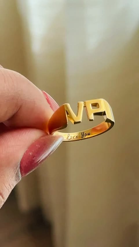 Instagram post by @framed.chaos for Jewlr. Caption reads: [...] it just for you!💍 I got it made from @jewlr....
