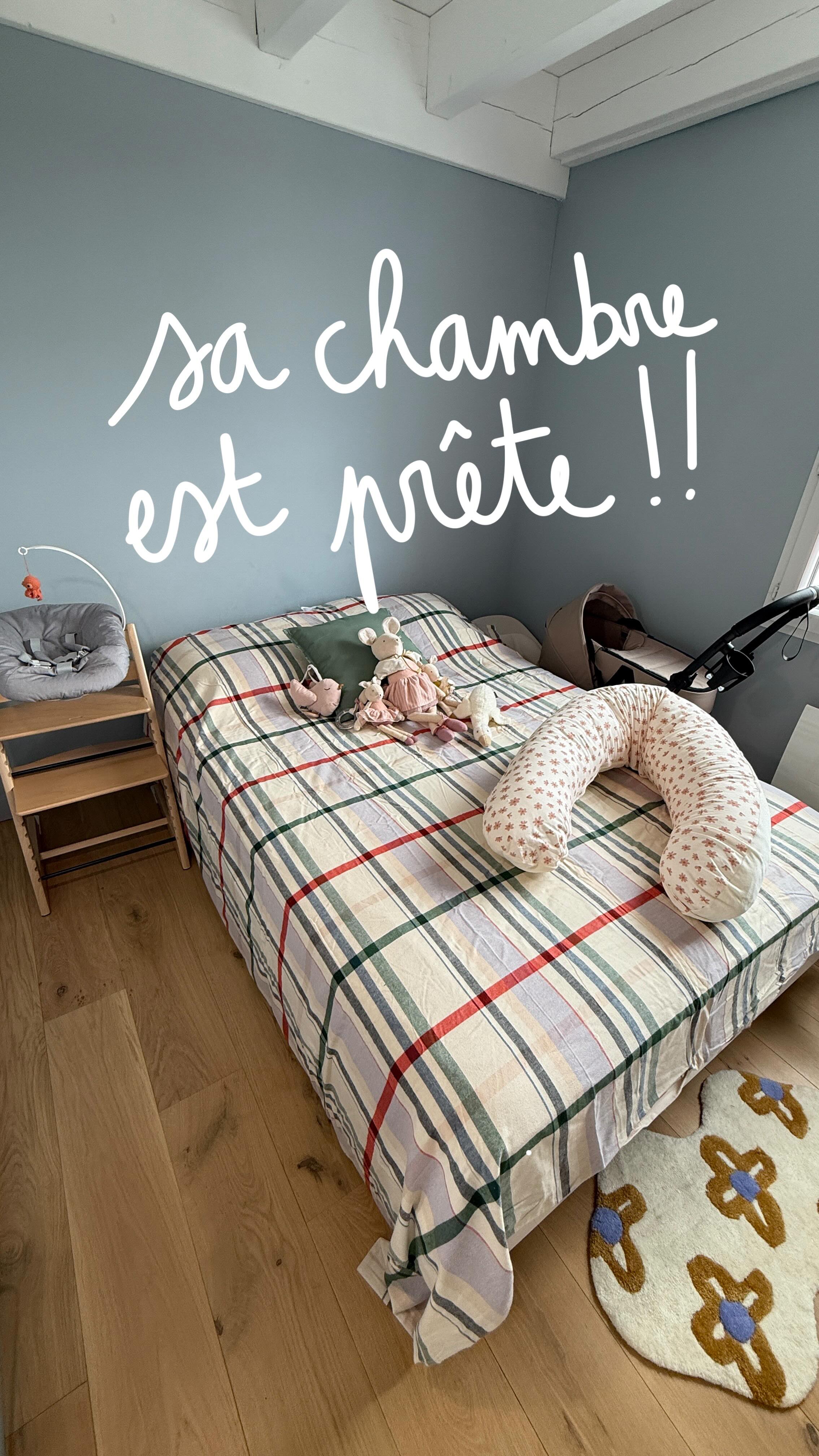 Instagram post by @margotymf for Stokke. Caption reads: Il était temps de préparer l’appartement… la salle....
