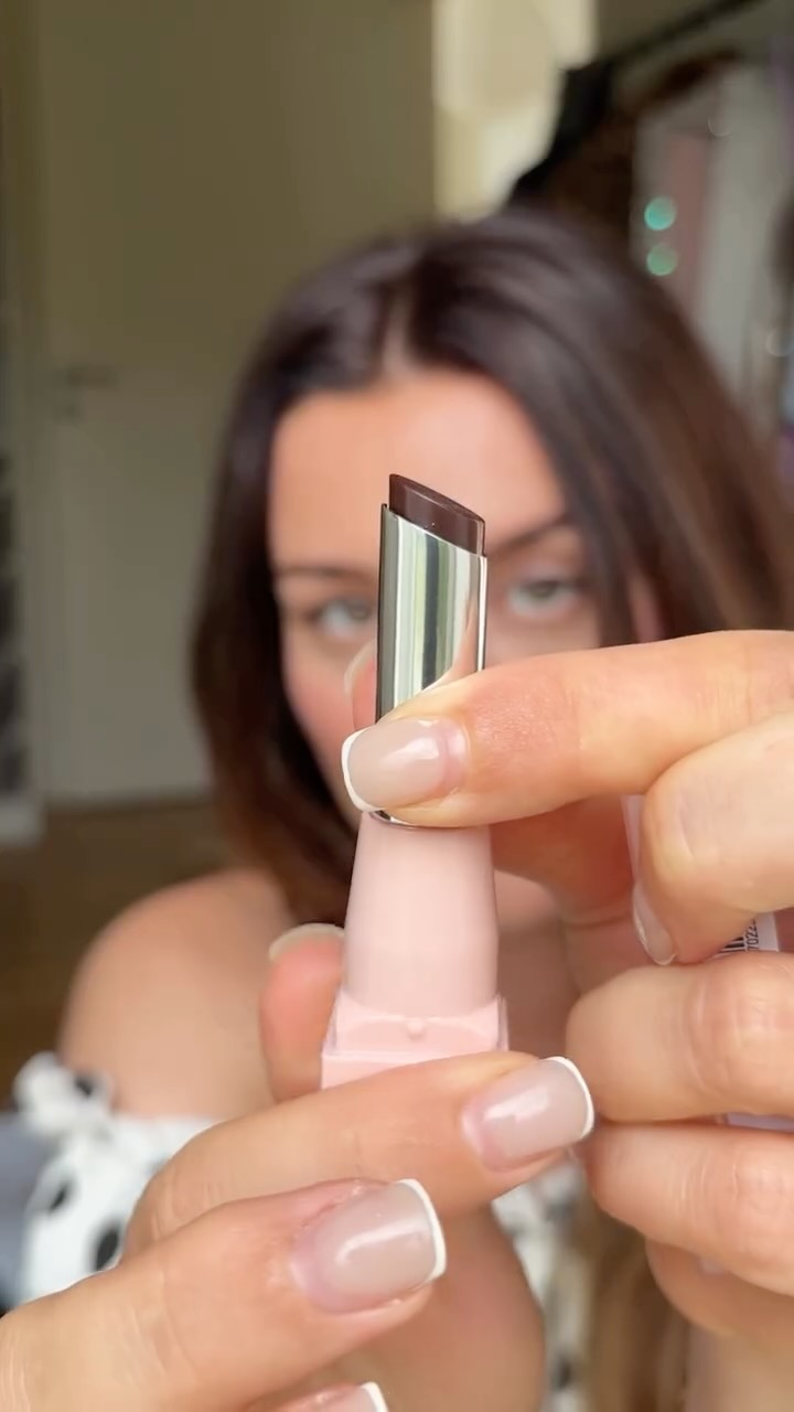 Instagram post by @henrimaa for Brandheroes. Caption reads: [...] @maybelline #maybellinebeautystudio....