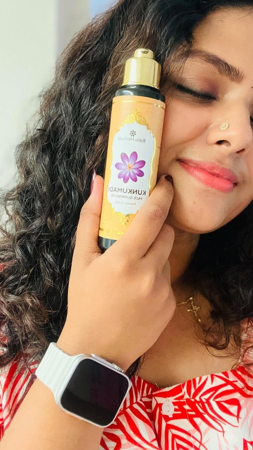 Instagram post by @laxmi_azar for Balu Herbals. Caption reads: Do checkout their page for more
@Baluherbals....