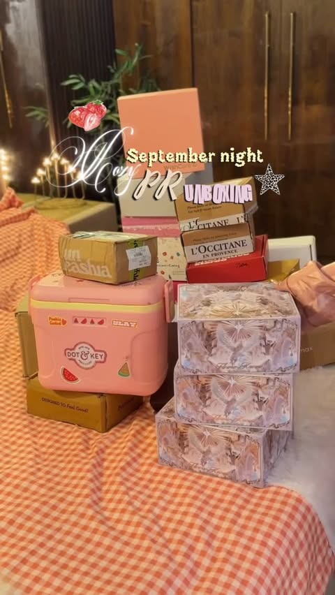 Instagram post by @glitzyglam_by_tuba for ISNTREE. Caption reads: [...] @mywishcare @unleashia @luonme.official....