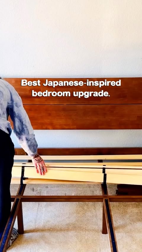 Instagram post by @swizzy.design for FlexiSpot. Caption reads: [...] Japanese-inspired bedding design from....