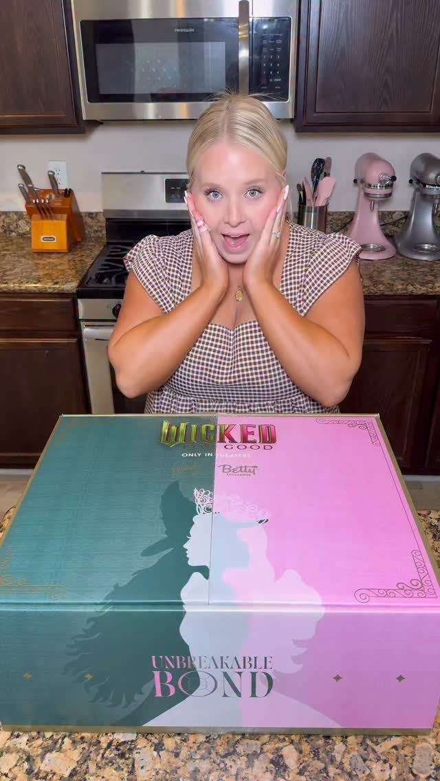 Instagram post by @danicakesaz for Betty Crocker. Caption reads: Thank you cake bestie @bettycrocker & @pillsbury....