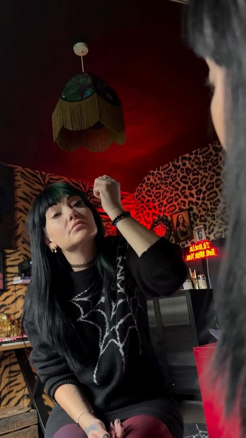 Instagram post by @enchanting_the_haus_ for Snag Tights. Caption reads: Ad.. @snagtights sent me the spooky 👻 Halloween....