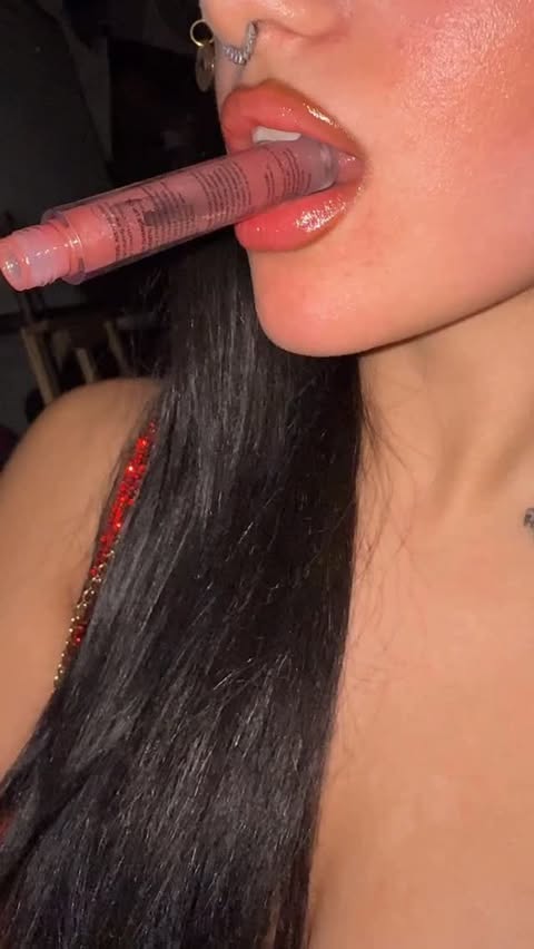 Instagram post by @_isishabibi for TTDeye. Caption reads: Sayi Blue lens from @ttd_eye use code”habibi” for....