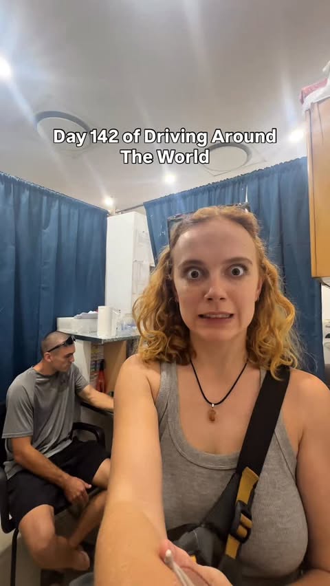 Instagram post by @jammygits for Saily. Caption reads: [...] yourself an exclusive 15% discount on Saily....