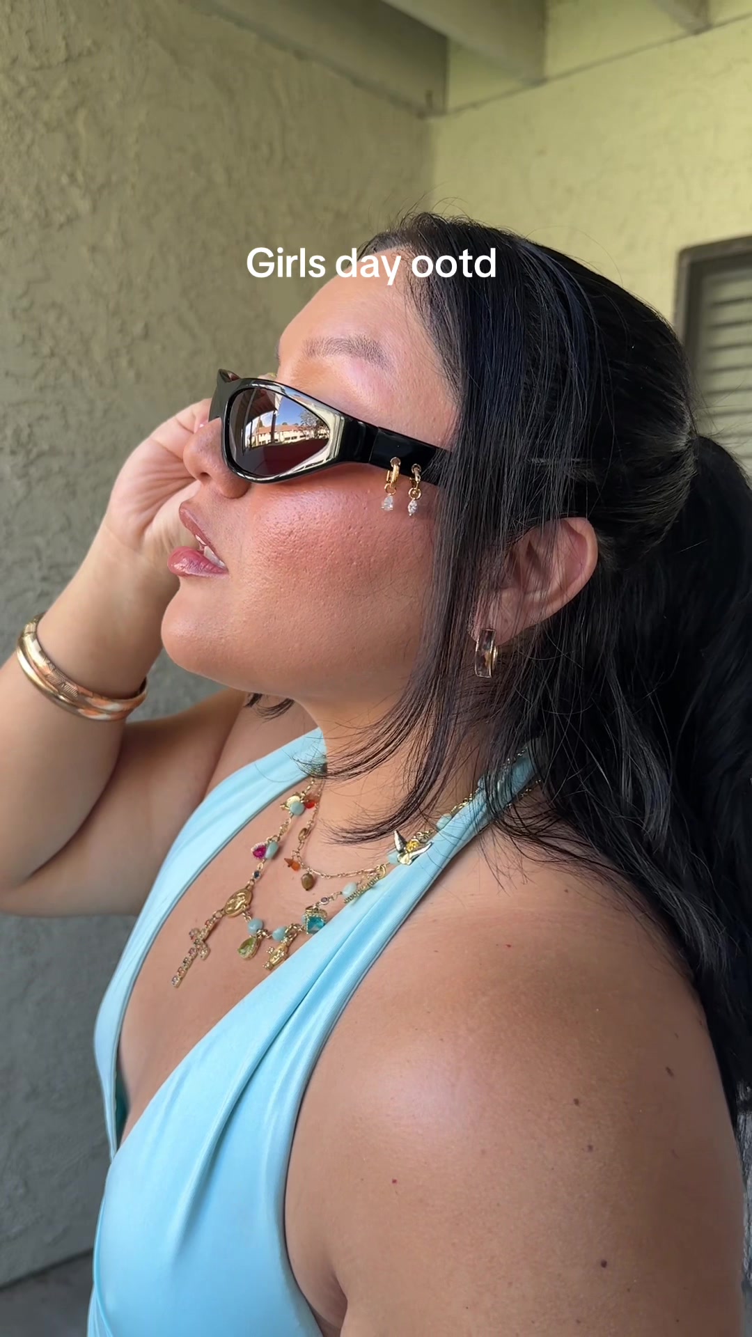 TikTok post by @lexielandy for DEZI. Caption reads: [...] #curvytiktok #curvybodies #curvyfashion....