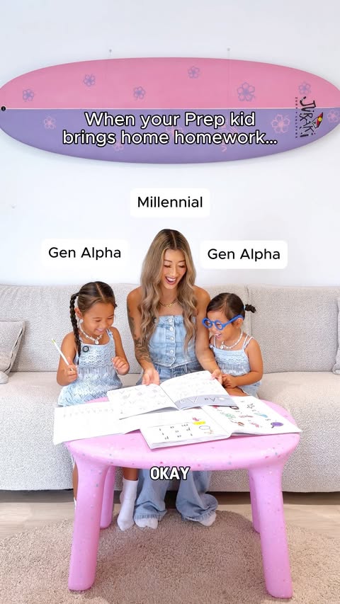 Instagram post by @yumika_thorne_ for Readingeggs. Caption reads: Halo-bee & Honey have been loving @readingeggs....