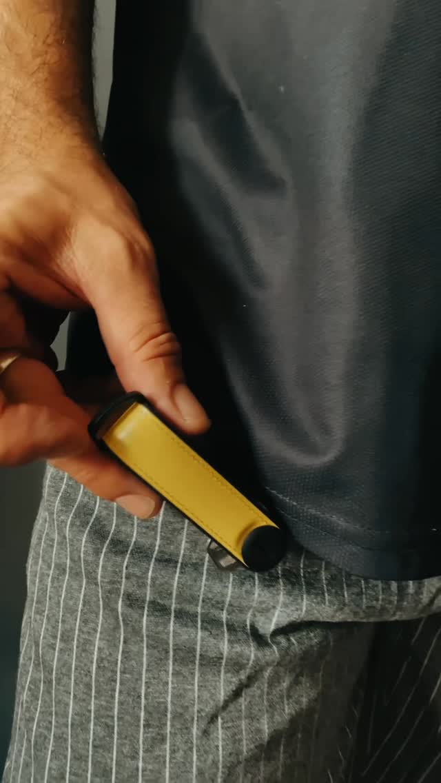 Instagram post by @carlosdnobrega for Orbitkey. Caption reads: Everyday essentials, done right. ✨
The Key....