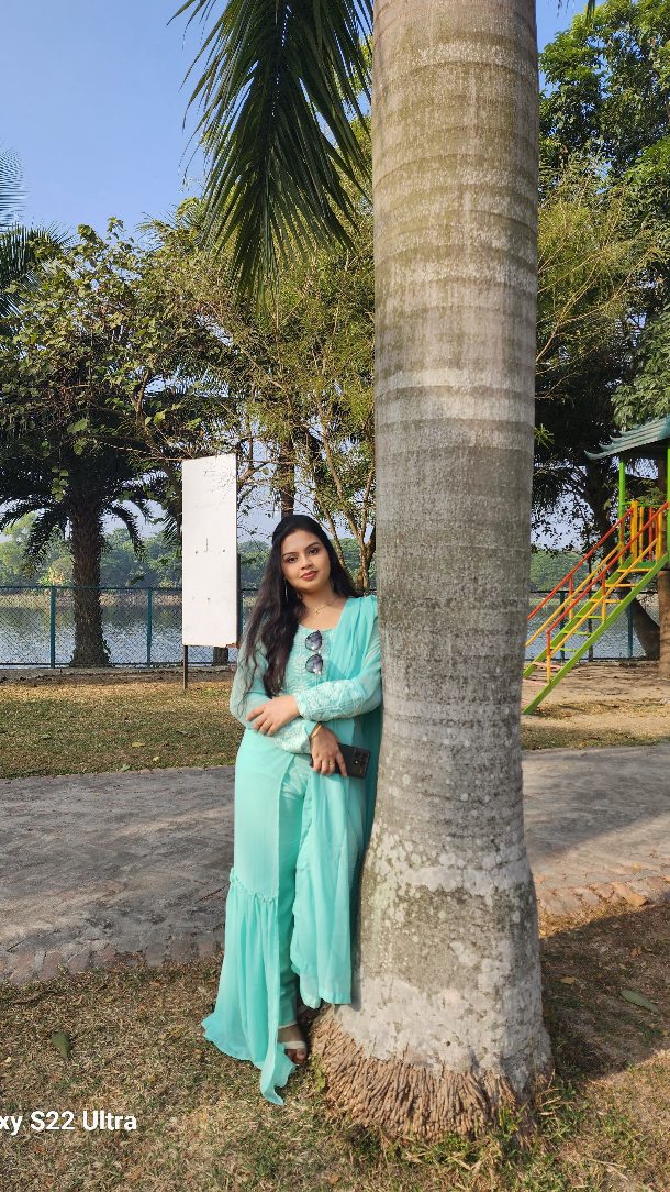 Instagram post by @riya_adhikari_mua for KitKat. Caption reads: When the beat hits right and the vibe hits harder....