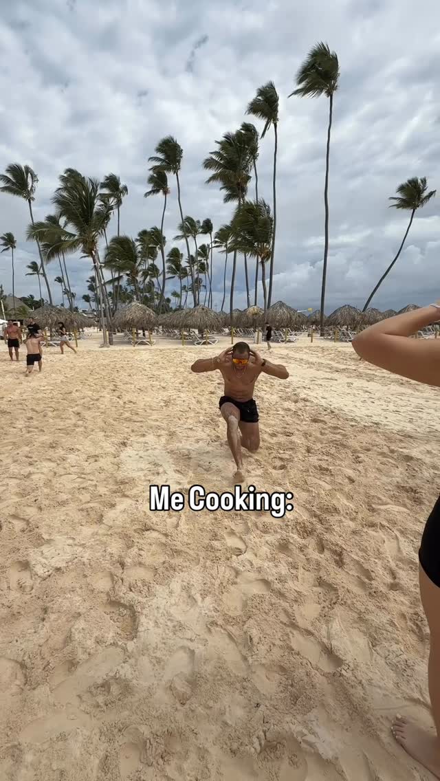 Instagram post by @meetthesimmons for WILHELMINA. Caption reads: Let em cook!!!!! MY STORY 👇🏽👇🏽👇🏽

If you’re....