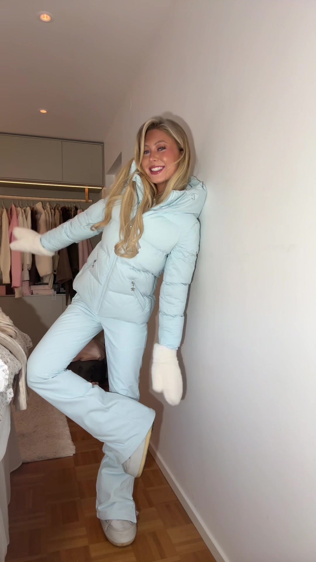 TikTok post by @fiilipppaaaaa for Meet Me There. Caption reads: [...] Getting ready for ski season with @meet me....