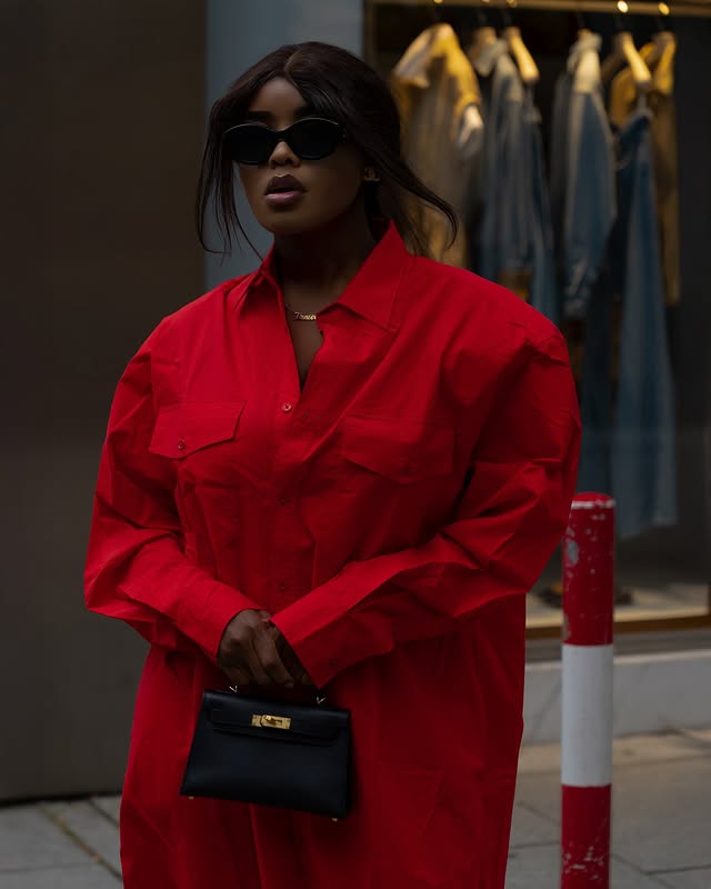 Instagram post by @dizeudaniele for The Frankie Shop. Caption reads: [...] Slow morning … Love my dress @thefrankieshop.