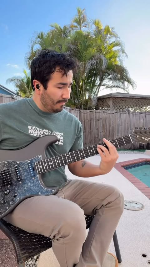 Instagram post by @gab3flow for ENYA MUSIC. Caption reads: [...] the guitar, make sure to checkout the....