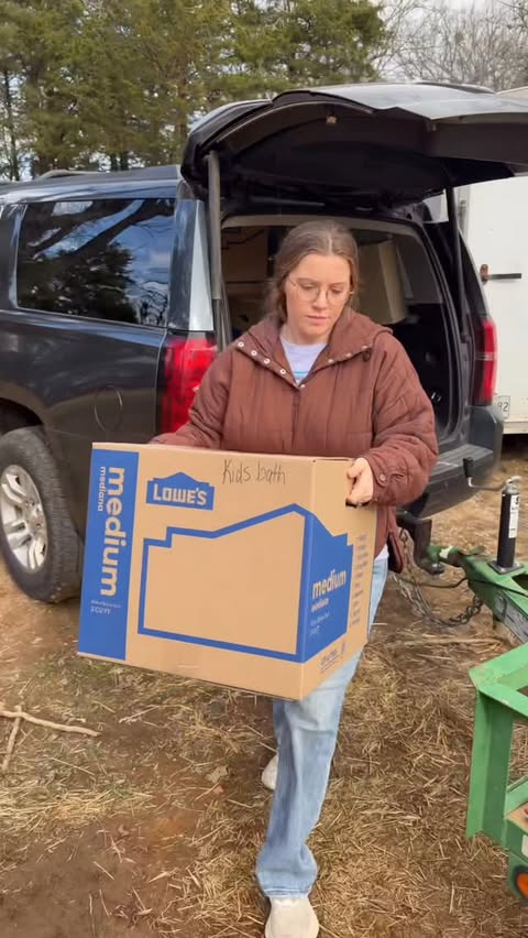 Instagram post by @joy4site for iHerb. Caption reads: This is one small habit that helped get me through....