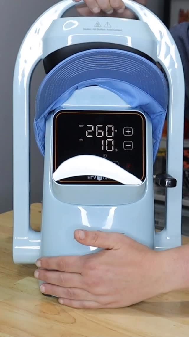 Instagram post by @corinne_blackstonecrafts for HTVRONT. Caption reads: If you’re looking to upgrade your craft room with....