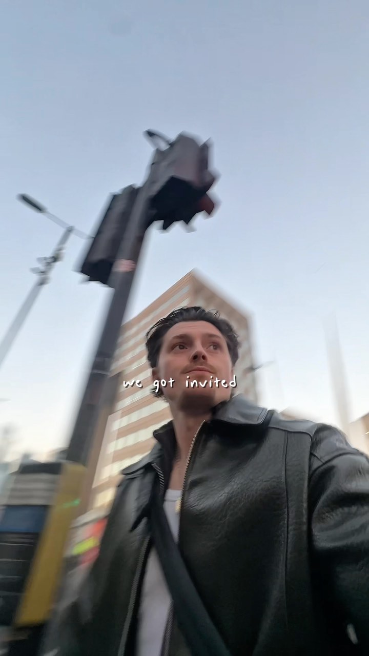 Instagram post by @maxselwood for FreeStyle Libre. Caption reads: The strangest but also most interesting dining....