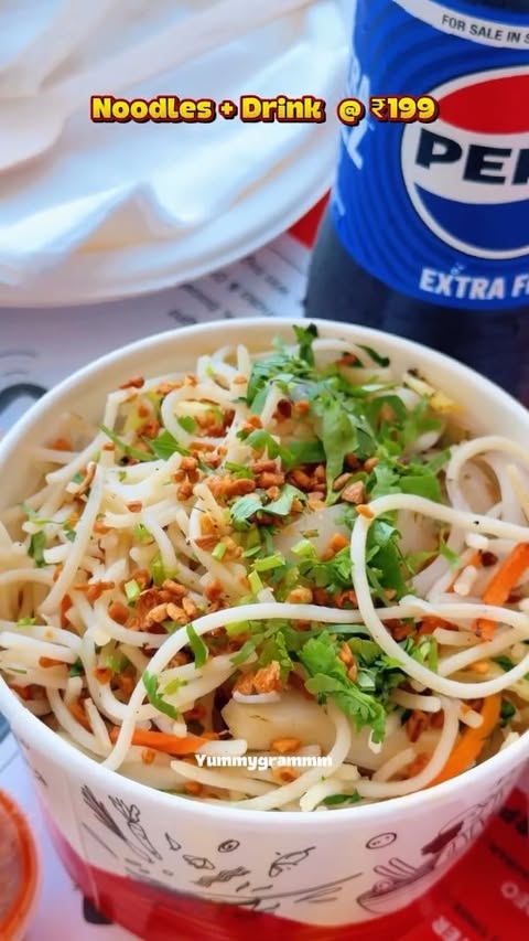 Instagram post by @yummygrammm for Chinese Wok. Caption reads: ₹199 Combos at Chinese Wok 🥢 Tasty,....
