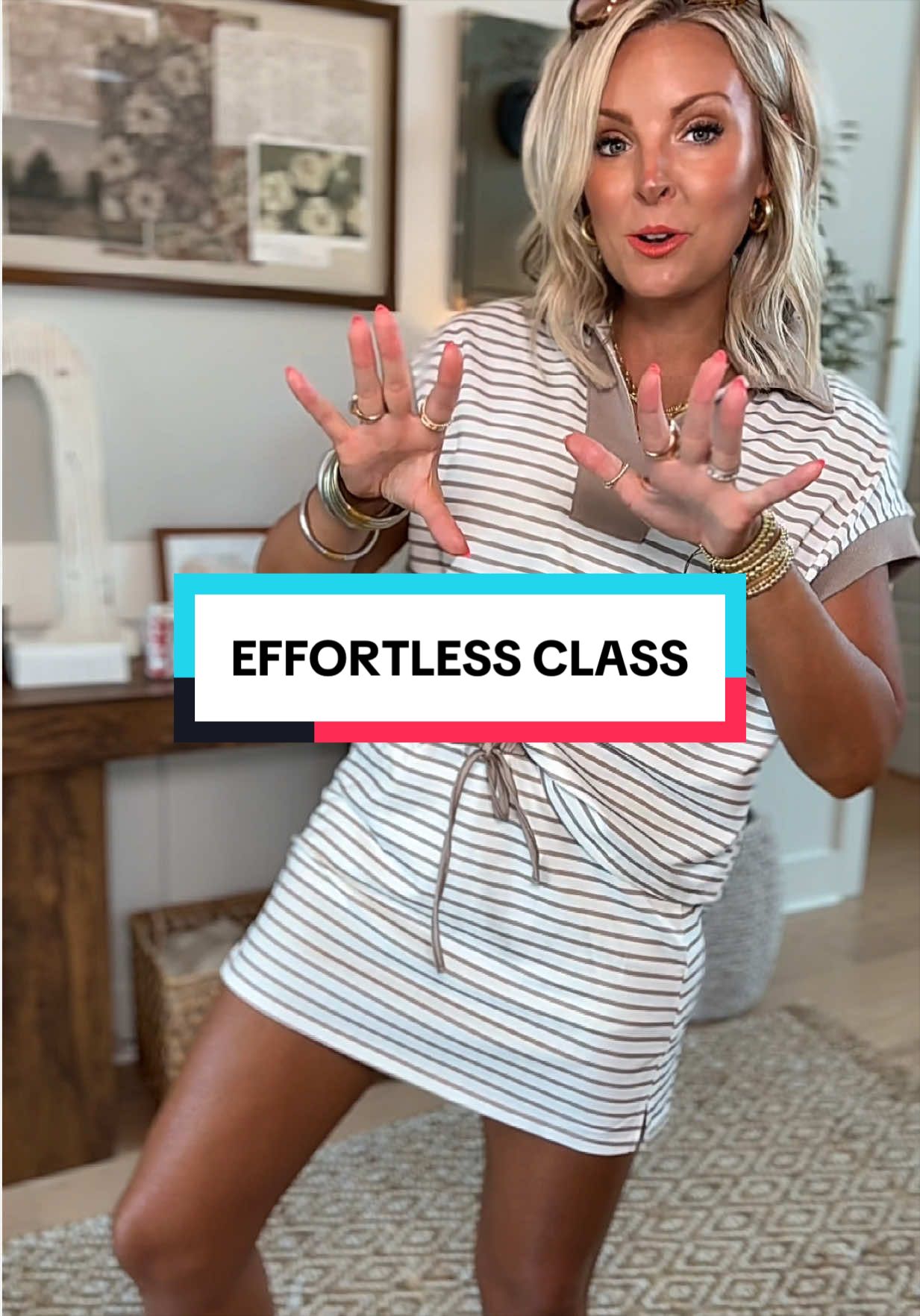 TikTok post by an influencer for Fisoew Fashion. Caption reads: @Fisoew Fashion #dealsforyoudays.