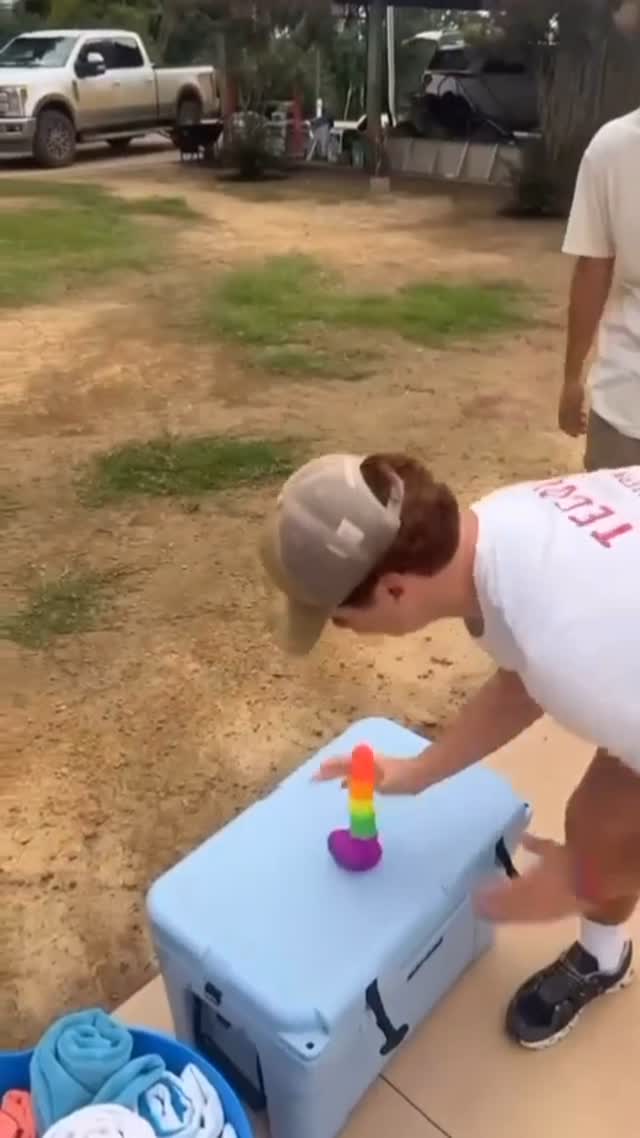 Instagram post by @blackoutbangers for Bud Light. Caption reads: Is @budlight back or what?.