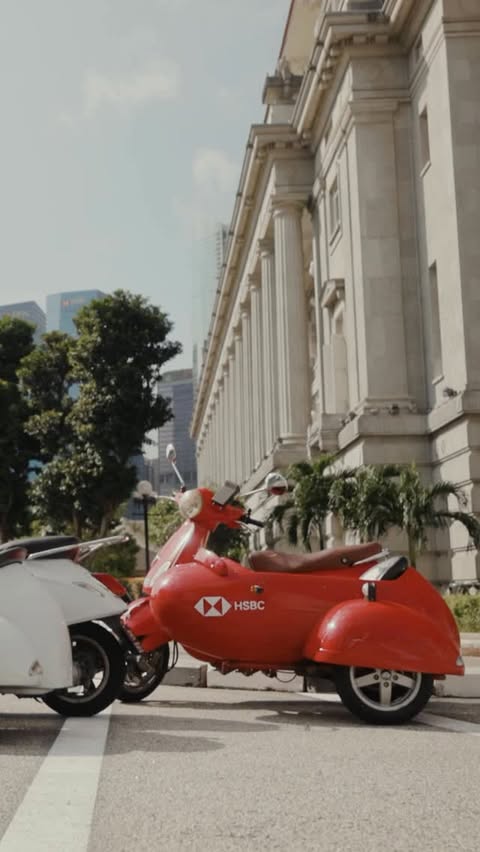 Instagram post by @dannycare9 for HSBC. Caption reads: [...] of Singapore ✅ Full video available on HSBC....