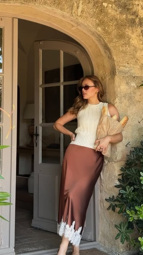 Instagram post by @charlottebridgeman for Banana Republic. Caption reads: [...] in Provence are the best mornings......