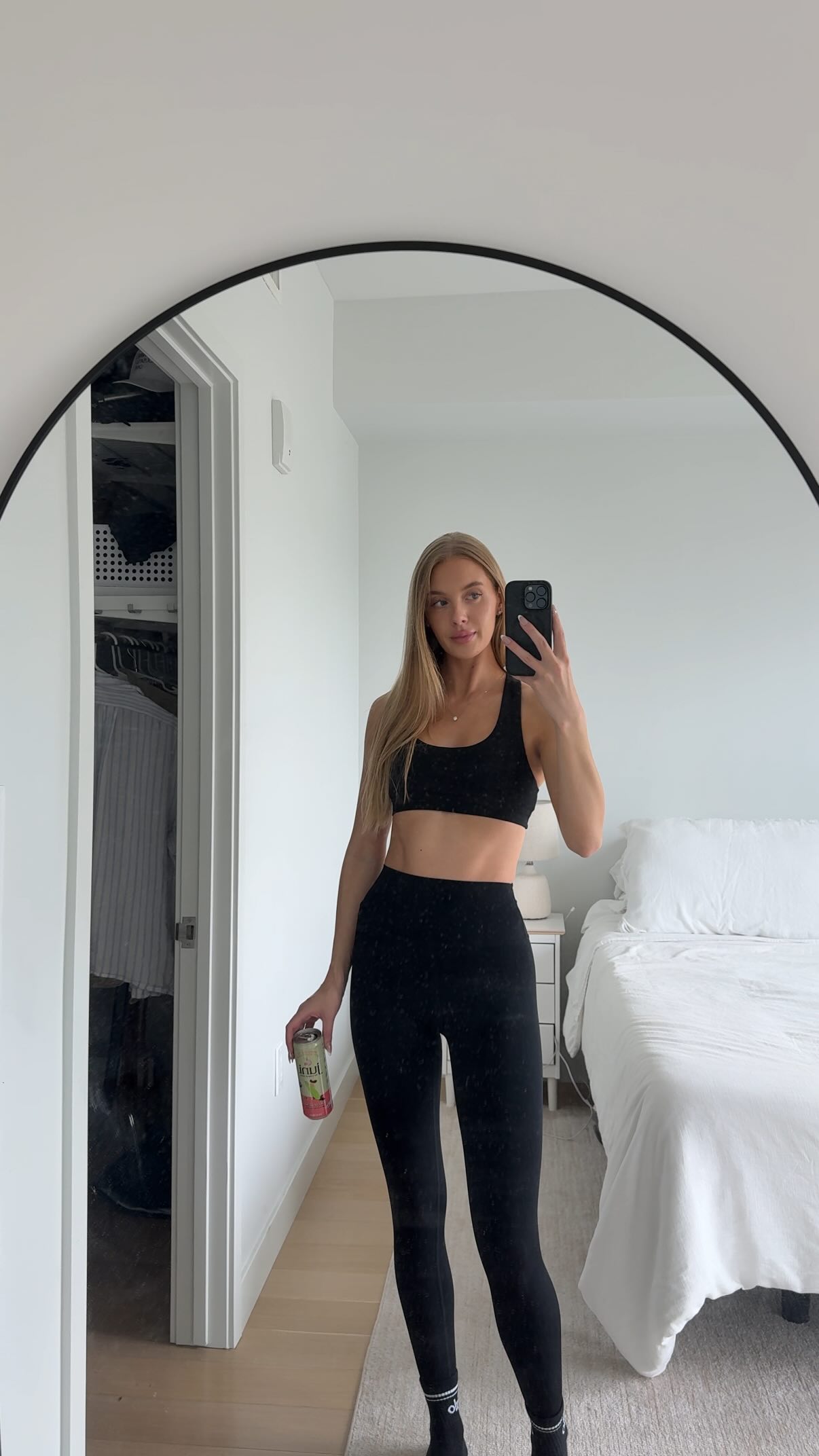 Instagram post by @rachel.andrews for Drink Juni. Caption reads: my morning pilates workout ft. @drinkjuni for a....