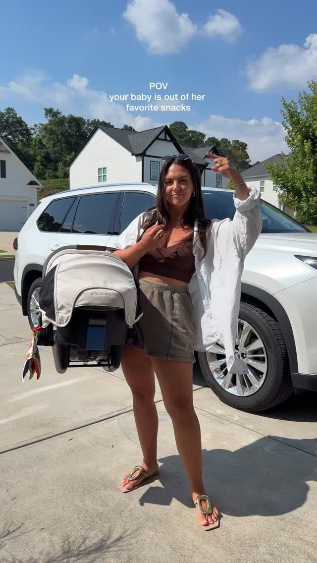 Instagram post by @lizwebber_ for Little Bellies. Caption reads: Our favorite snacks for Abigail are now at Kroger!....