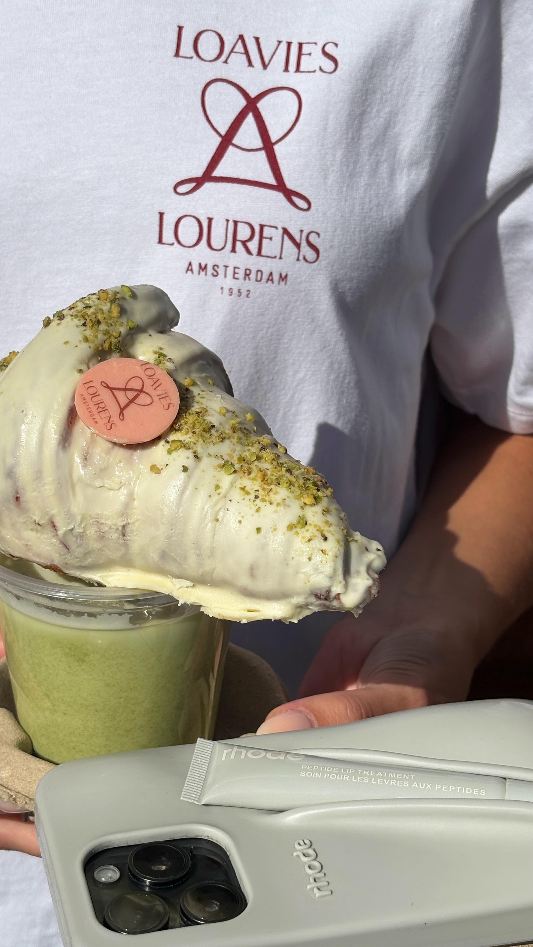 Instagram post by @lourensamsterdam for LOAVIES. Caption reads: LOAVIES X Lourens | Crème de Pistache croissant 🥐....