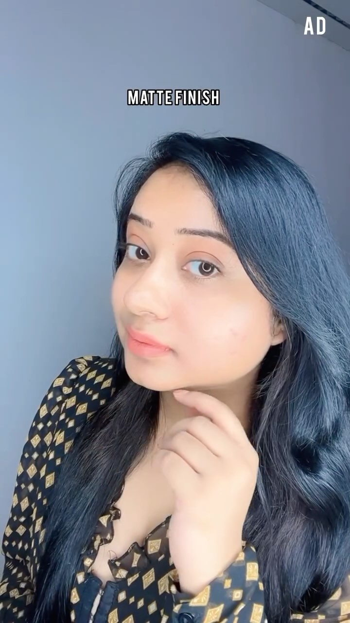Instagram post by @vridhi333.pvt for Purplle. Caption reads: #AD best lipstick under 120rs. My all time....
