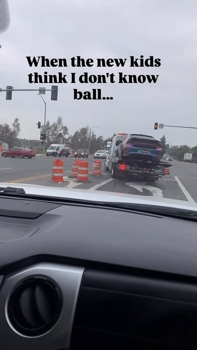 Instagram post by @violent_392 for Mopar. Caption reads: [...] ⁿᵒ ᵒⁿᵉ ᶜᵃʳᵉˢ ᵃᵇᵒᵘᵗ —

#dodgecharger....