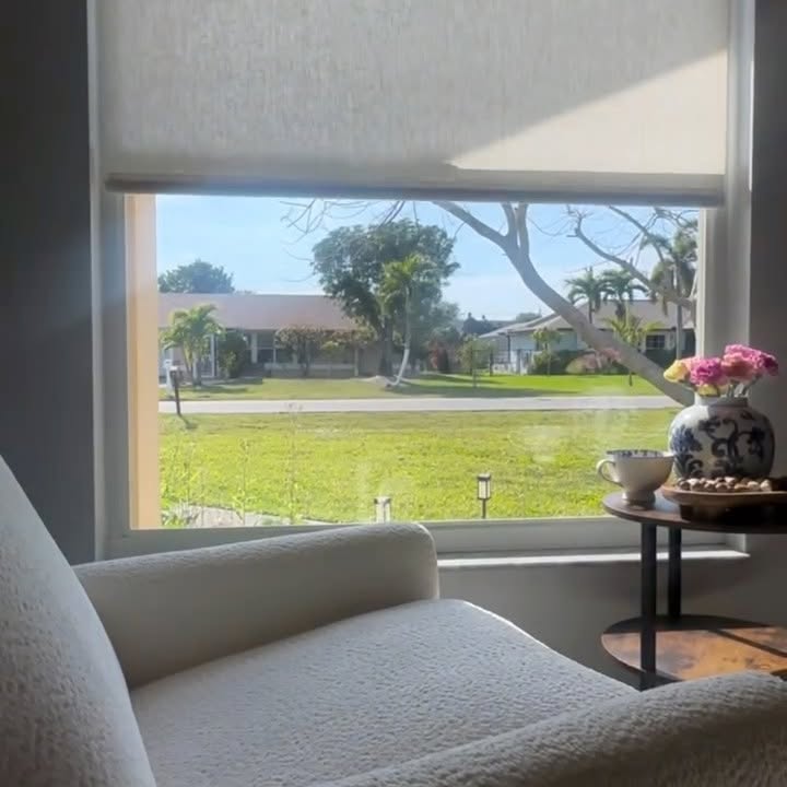 Instagram post by @gulcesnk for Graywind. Caption reads: [...] and effortless style.
We’re loving the....