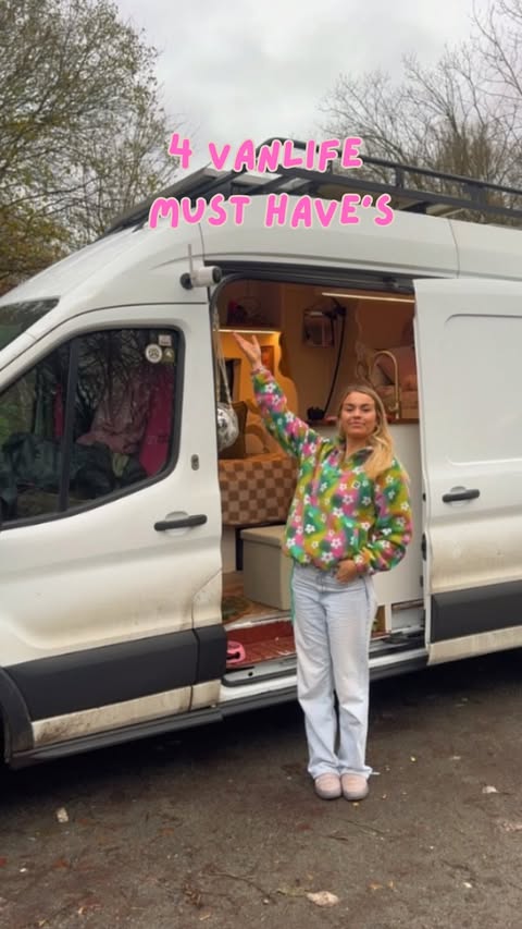 Instagram post by @heidijoannee for Reolink. Caption reads: Here are four vanlife essentials that make total....