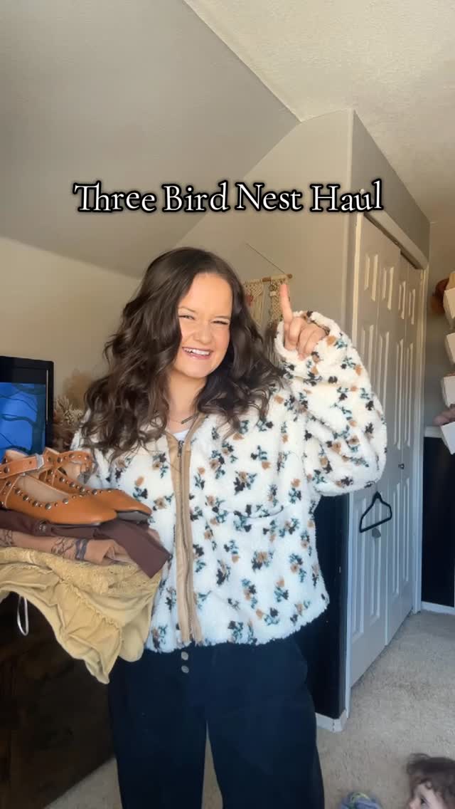 Instagram post by @emi.paige_ for Three Bird Nest. Caption reads: [...] & it’s the best.🥺❤️ Thank you Three Bird....