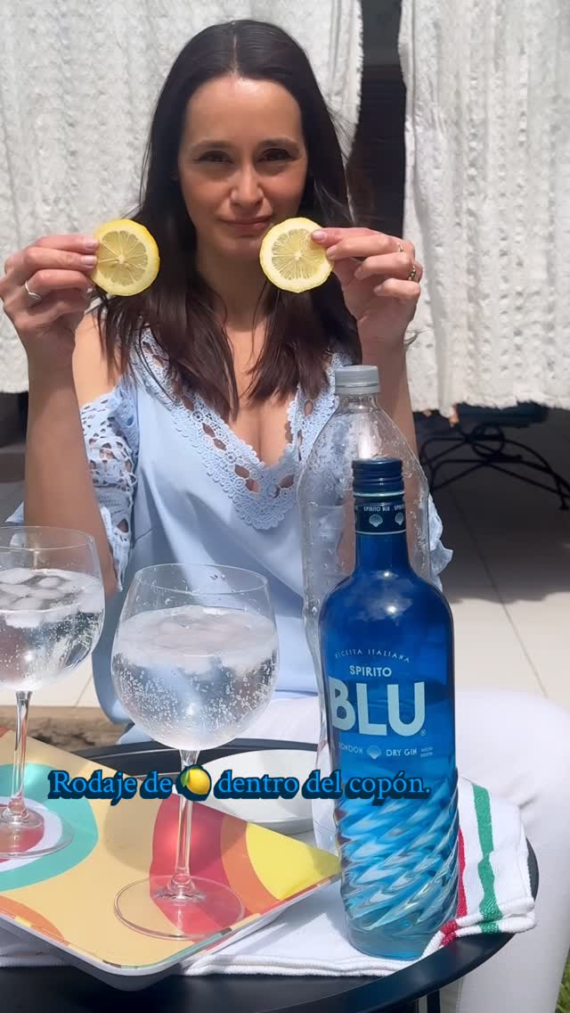 Instagram post by @roma_martignone for ForMe Tips. Caption reads: @spiritoblu.ar el Gin con sabor a Cerdeña! Es....