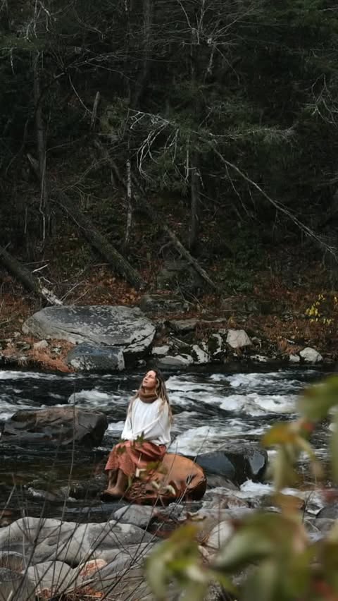 Instagram post by @allymariebrown for Jackery. Caption reads: [...] the snowy season ahead. ❄️ Don’t miss....