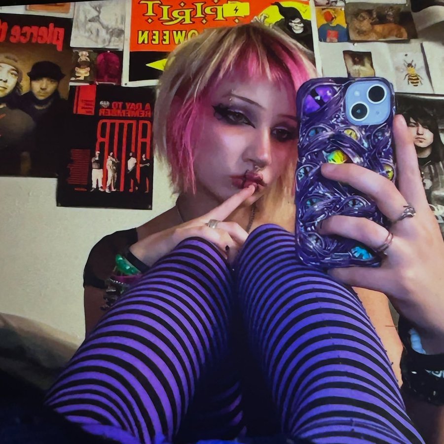 Instagram post by @t00fs for Techypop. Caption reads: use code 10TOOF for 10% off @techypop....