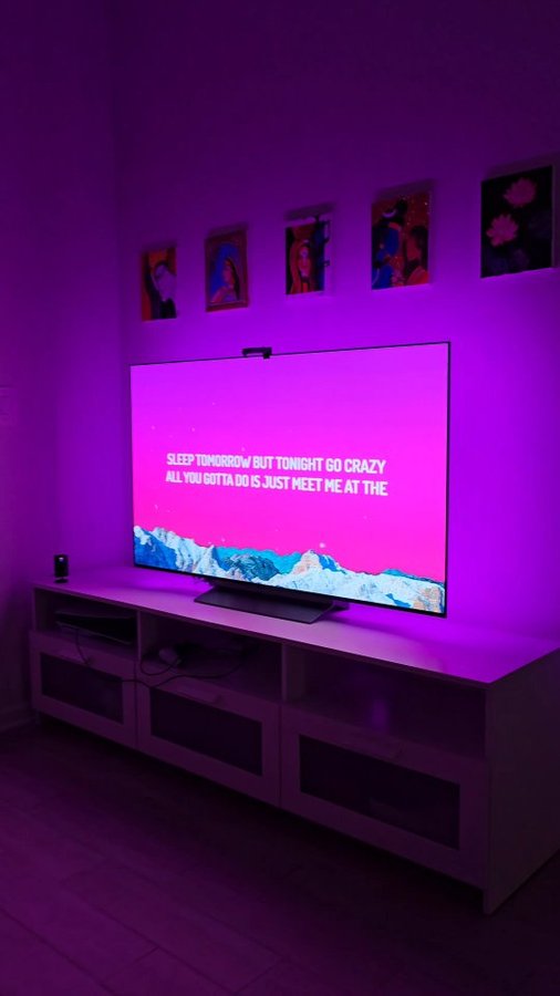 Instagram post by @indiansinothercountries for Feit Electric. Caption reads: [...] TV Backlight with Color Sensor from....