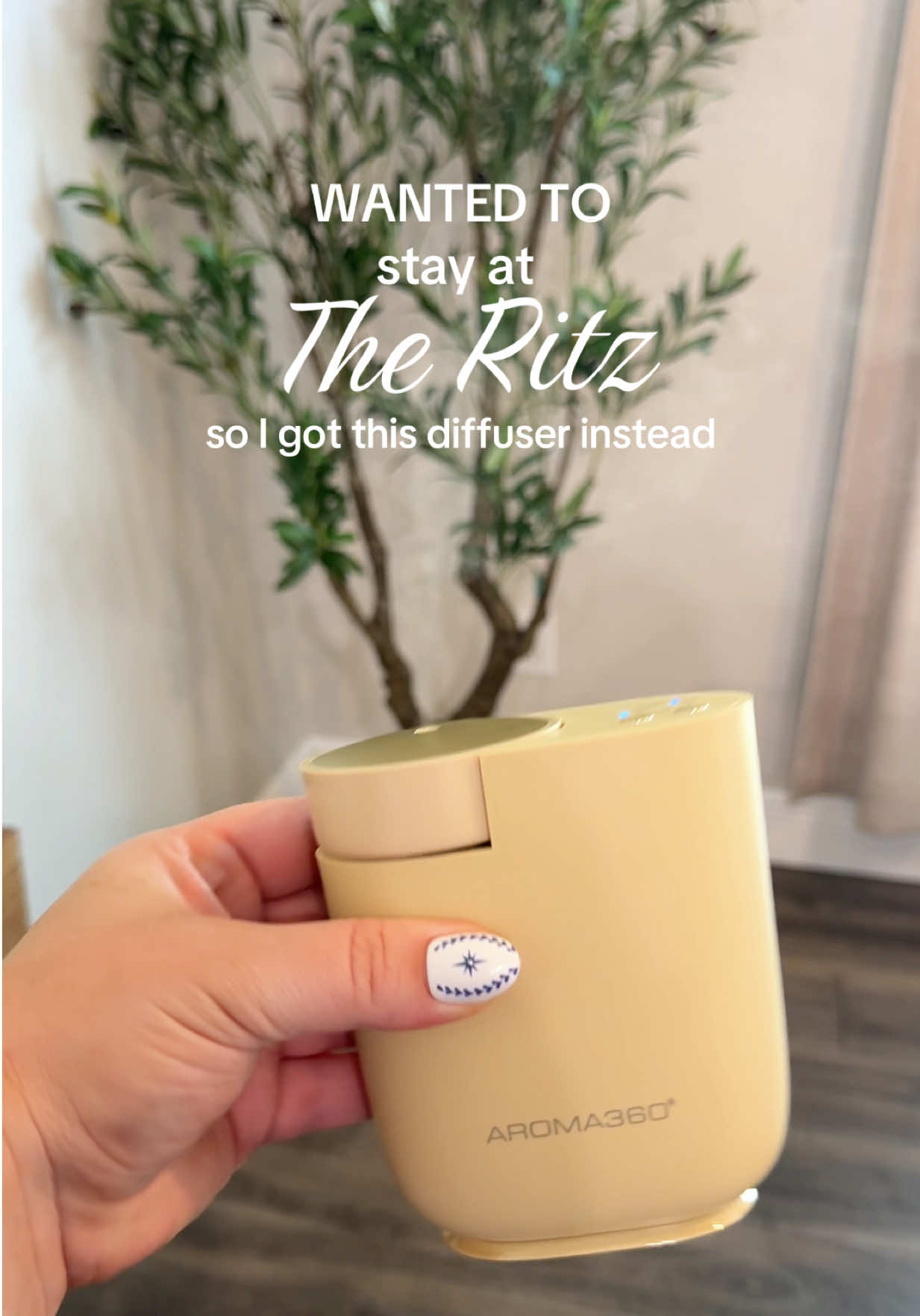 TikTok post by @mommakassy for Aroma360. Caption reads: [...] 5-star hotel scent, this is the one.....